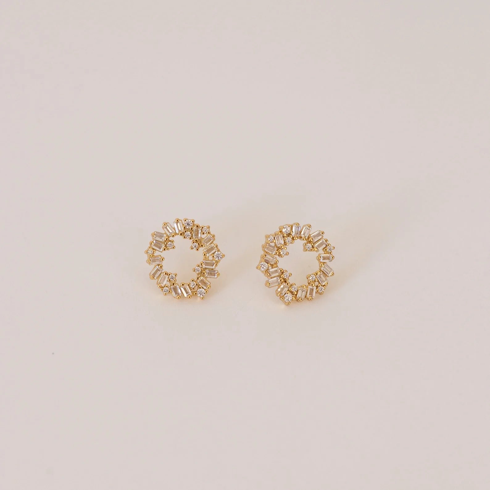 Clous D'oreilles Ava