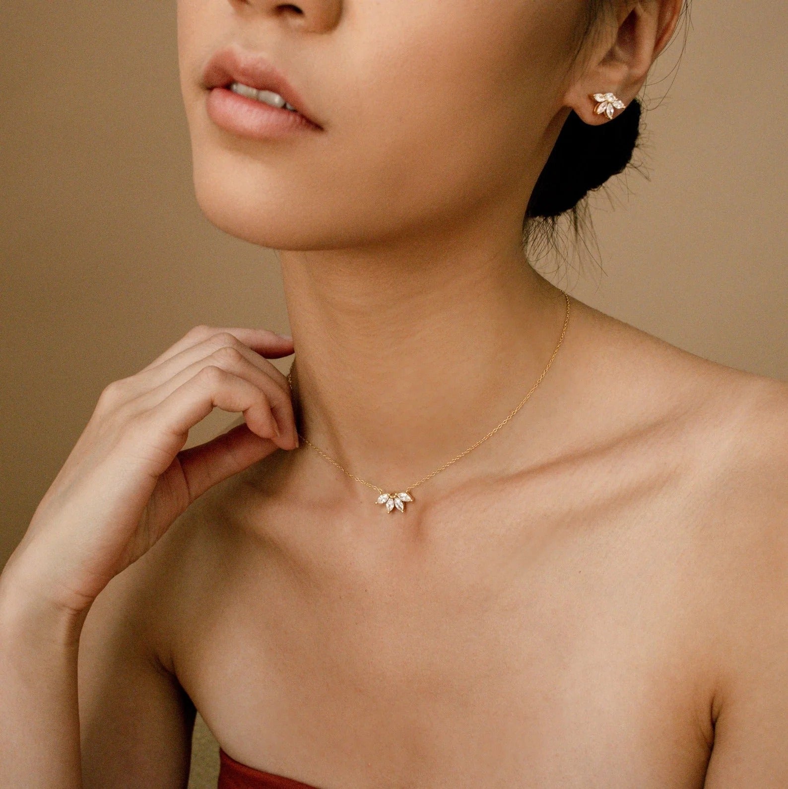 Clous D'oreilles Marquise