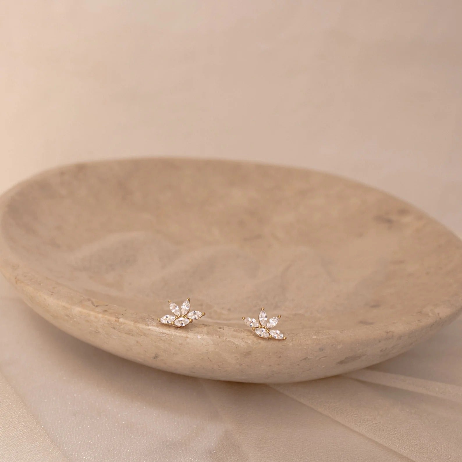 Clous D'oreilles Marquise